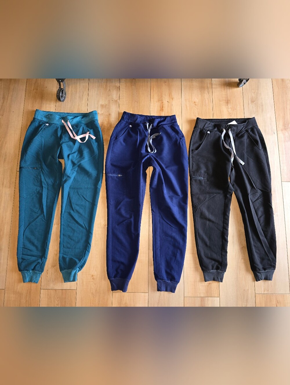 FIGS Zamora Jogger Scrub Pants Bundle sz XS -- Petite&Regular